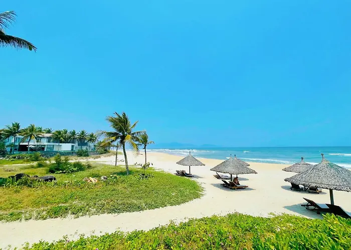 Luxury Dana Beach Resort & Spa