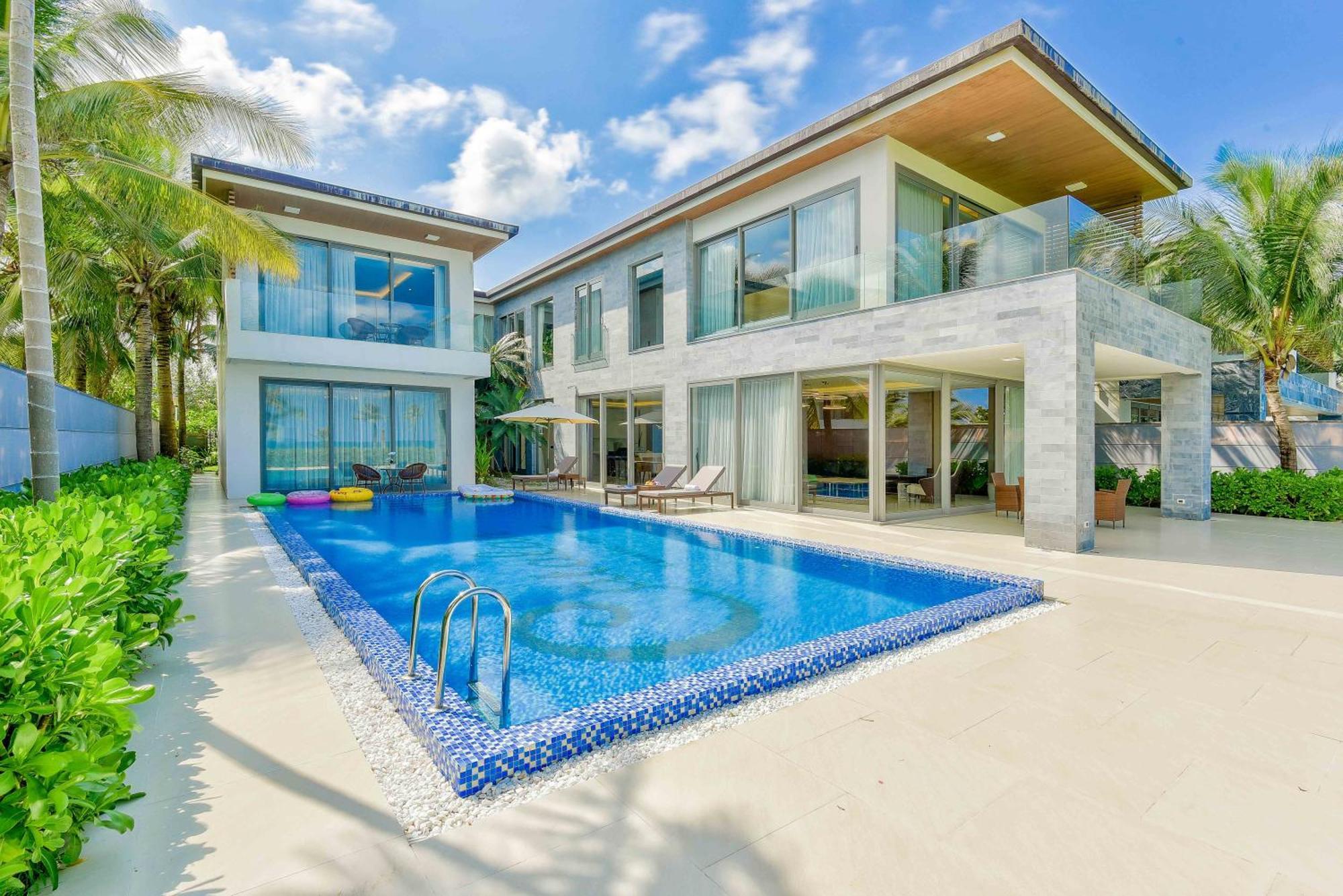 Luxury Dana & Khách sạn hẻo lánh